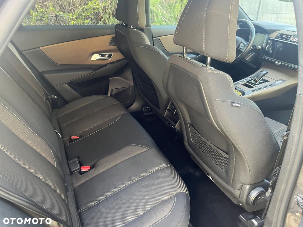DS Automobiles DS 7 Crossback 1.6 PureTech GPF So Chic - 8