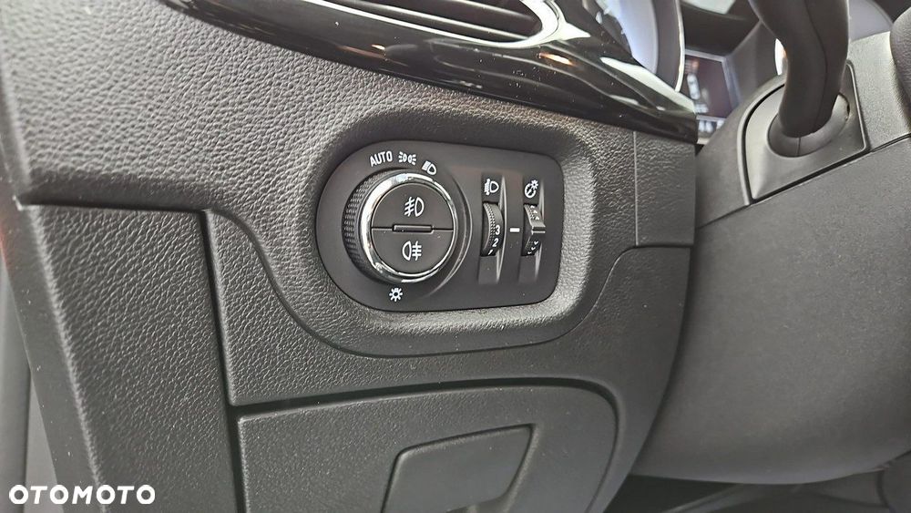 Opel Astra 1.5 CDTI Elegance S&S - 17