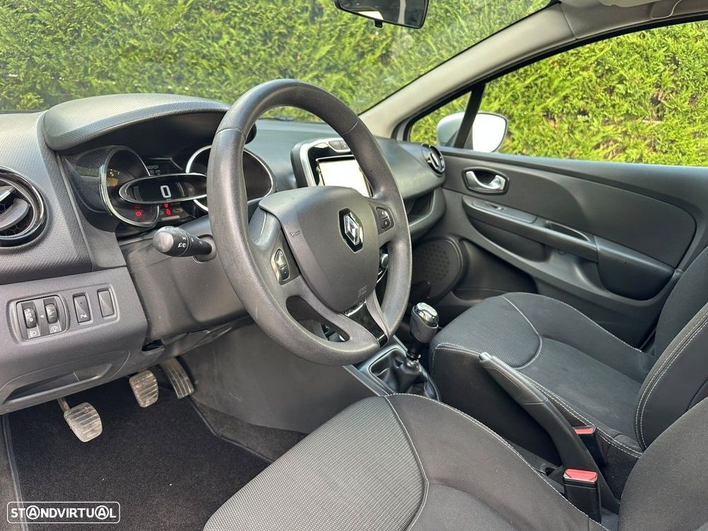 Renault Clio Sport Tourer 1.5 dCi Zen - 11
