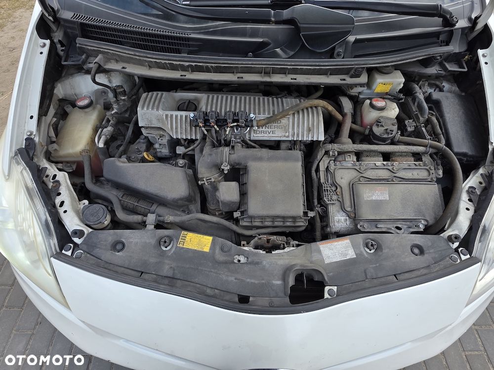 Toyota Prius 1.8 Hybrid Premium - 17