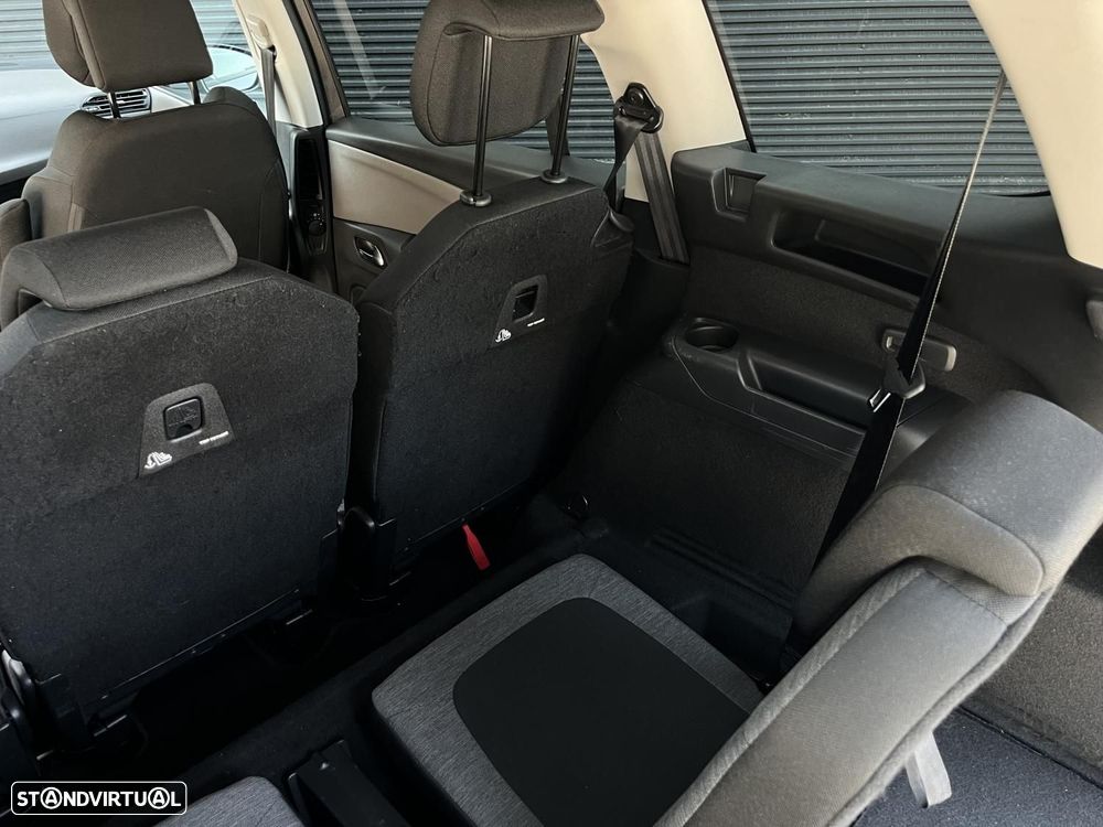Citroën C4 Grand Picasso - 16