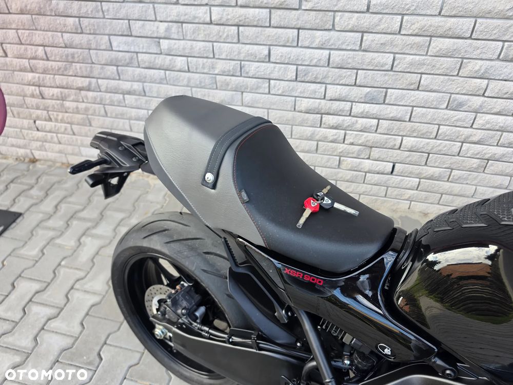 Yamaha XSR - 12