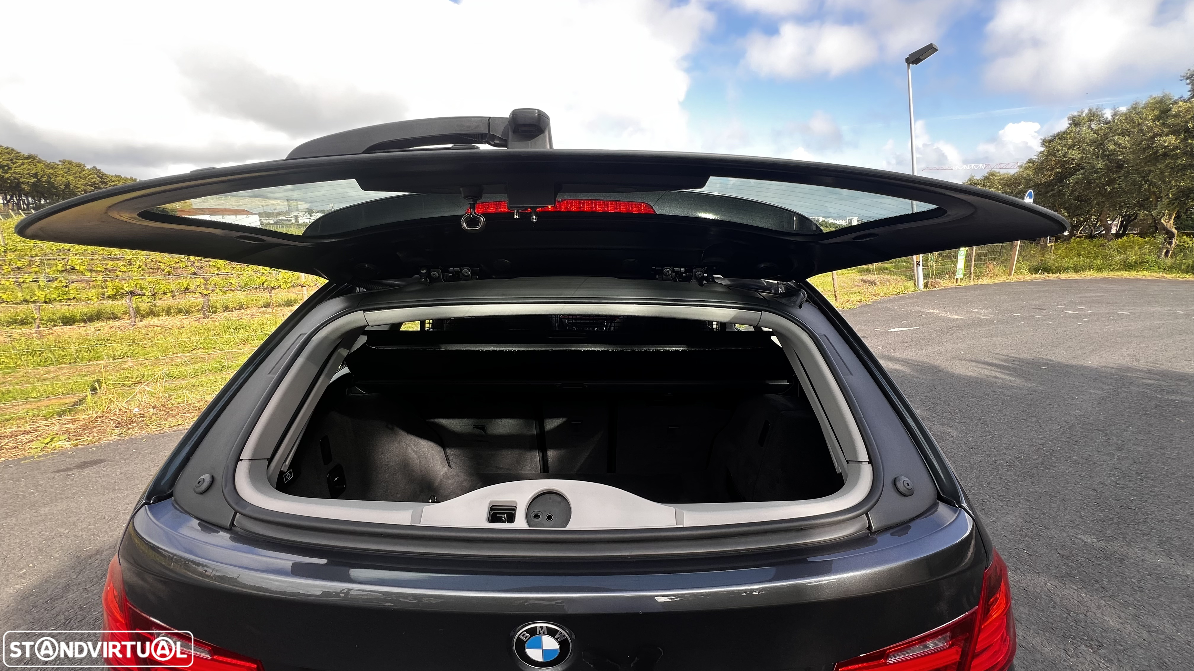 BMW 318 d Touring Auto Line Sport - 22