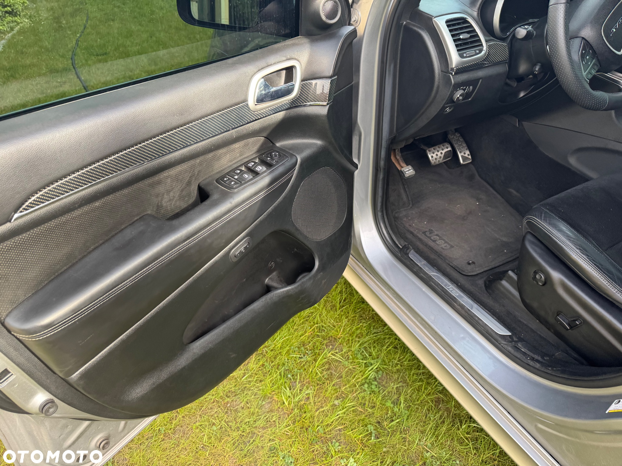 Jeep Grand Cherokee 6.4 V8 SRT8 - 5
