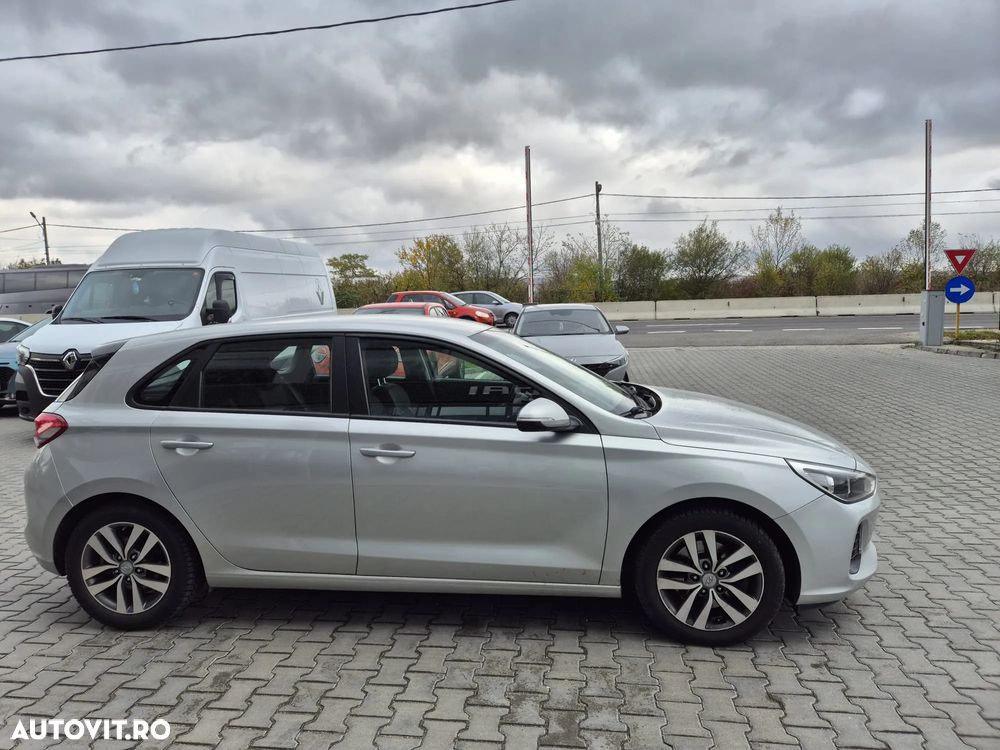 Hyundai i30 1.0 T-GDI 120CP 5DR M/T Launch Edition Highway - 8