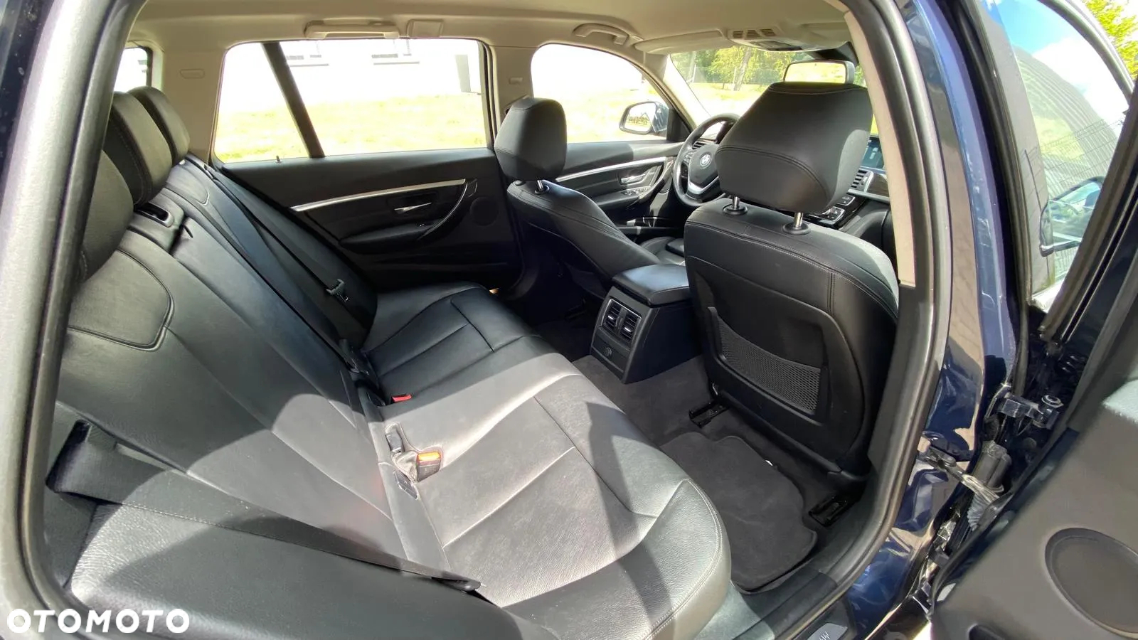 BMW Seria 3 320d Luxury Line Purity - 26
