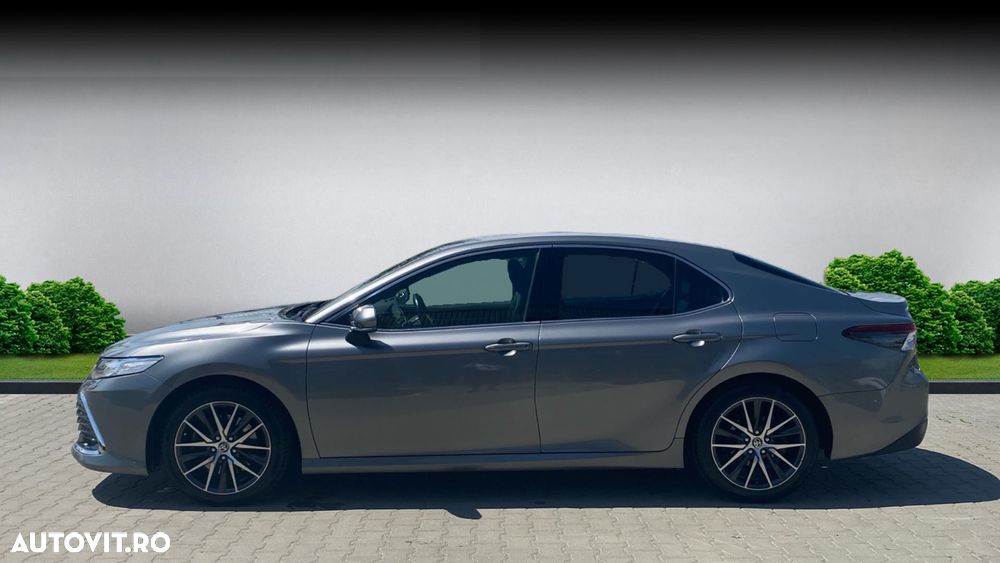 Toyota Camry 2.5 Exclusive - 2