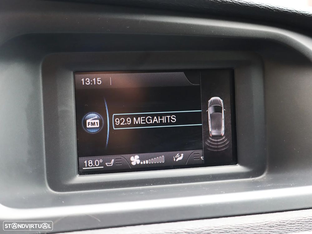 Volvo V40 D2 Kinetic - 25