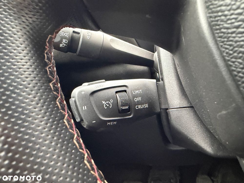 DS Automobiles DS 3 Crossback - 17