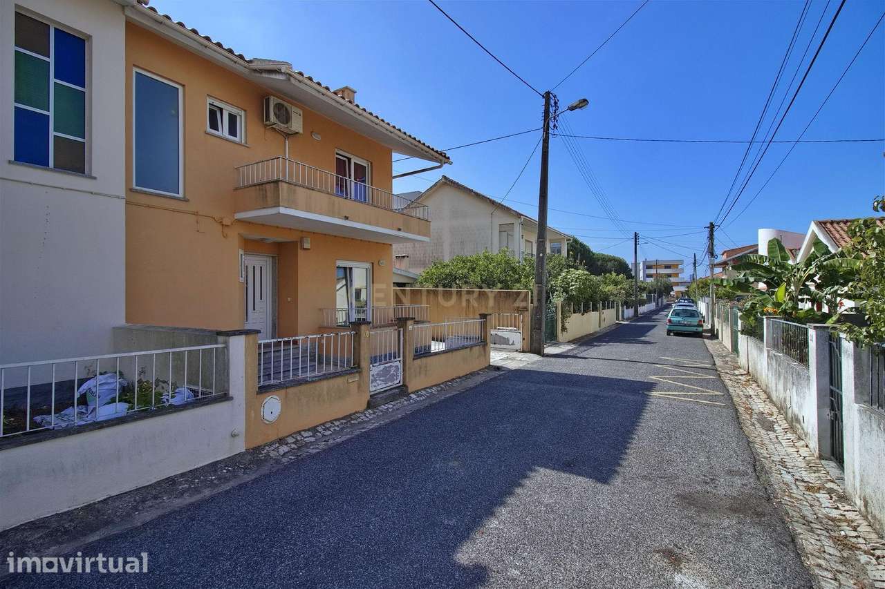 Moradia T3 com Sótão e Garagem – Penedo, São Domingos de Rana (Cascais - Grande imagem: 3/41