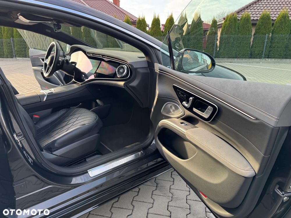 Mercedes-Benz EQS - 26