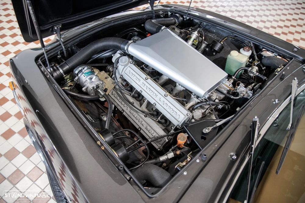 Aston Martin Volante - 55