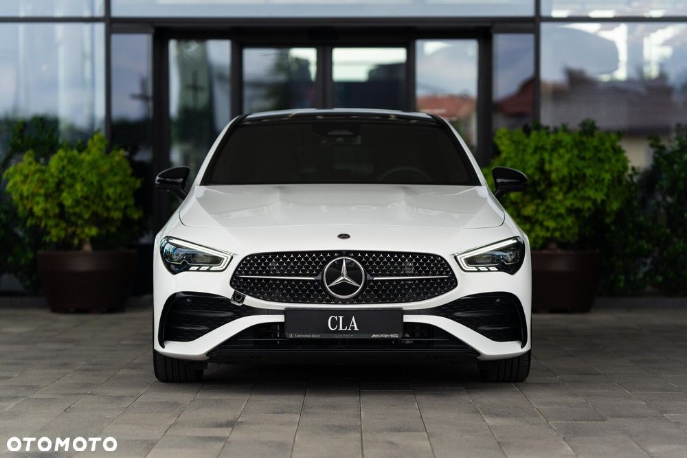 Mercedes-Benz CLA - 2