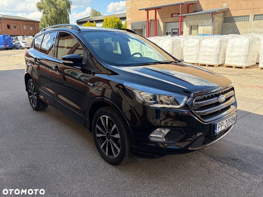 Ford Kuga 1.5 EcoBoost 2x4 ST-Line - 9