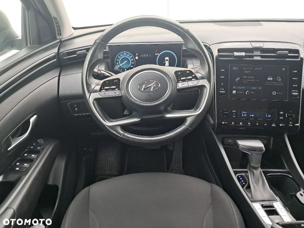 Hyundai Tucson - 8