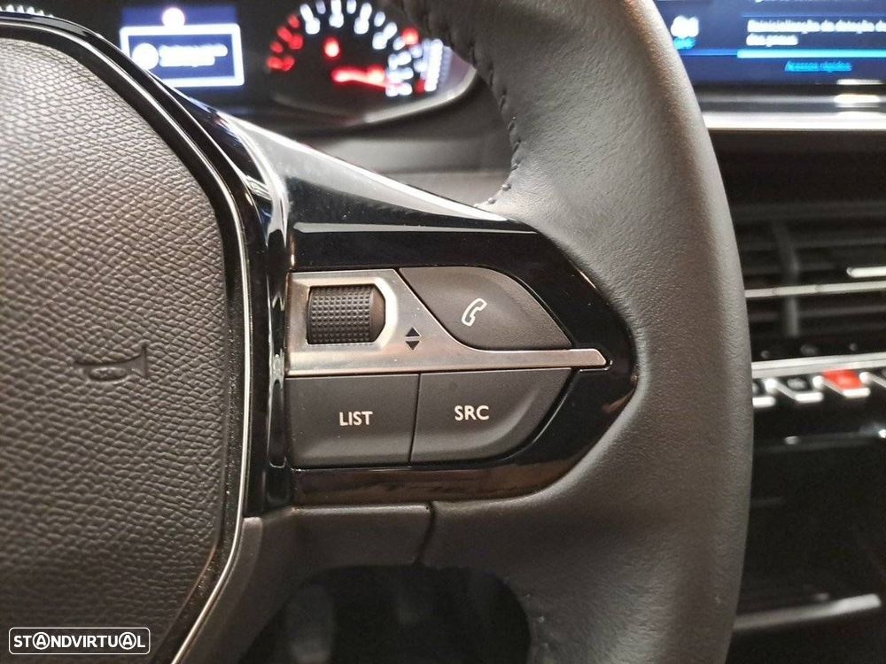 Peugeot 2008 1.2 PureTech Active - 23