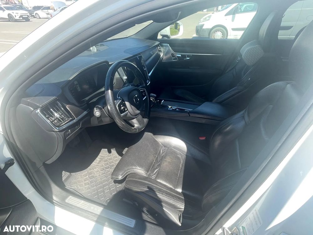 Volvo V90 D5 AWD - 12