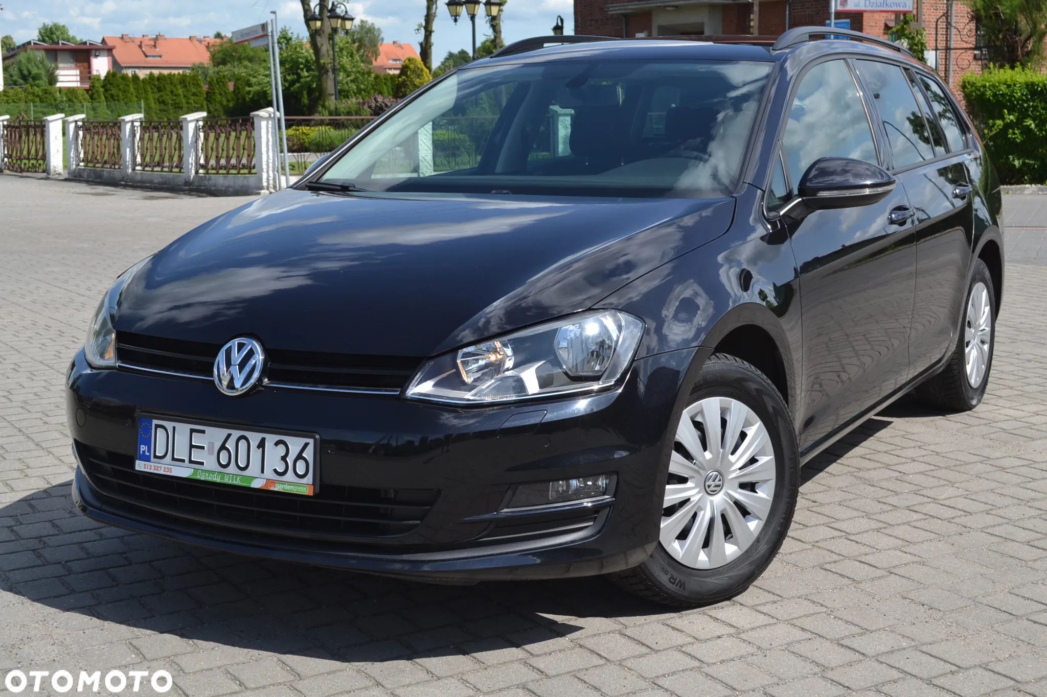 Volkswagen Golf VI 1.2 TSI BlueMot Comfortline - 1