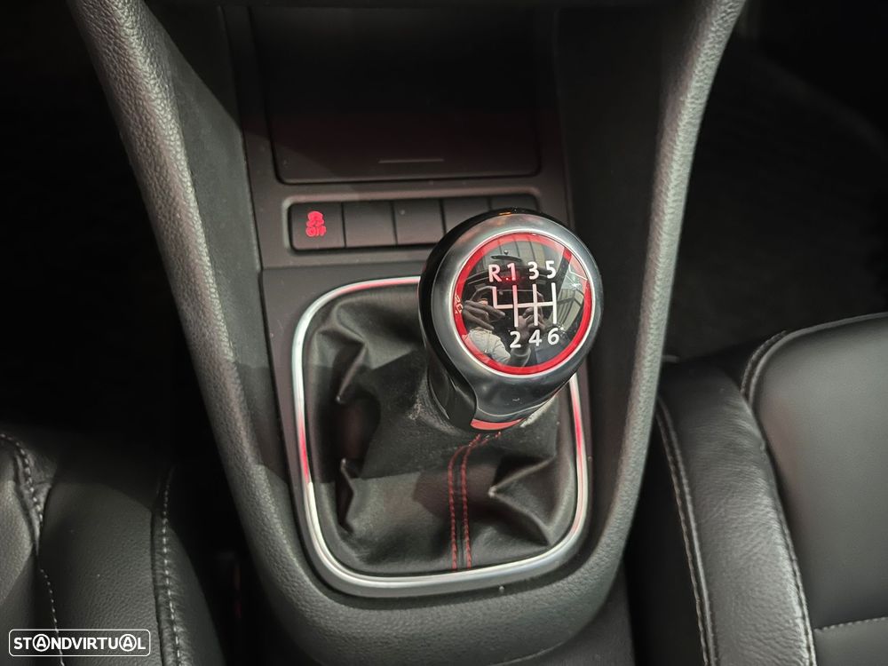 VW Golf 2.0 GTi - 20