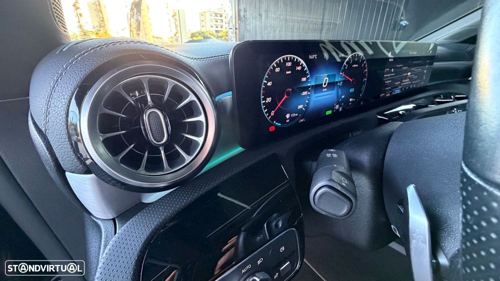 Mercedes-Benz CLA 250 e AMG Line - 17