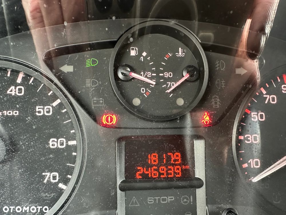 Peugeot PARTNER - 14