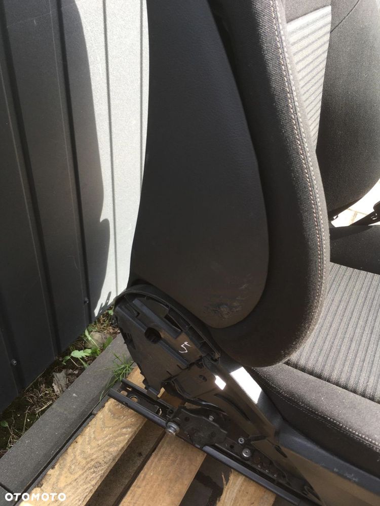 FOTEL PASAŻERA MERCEDES BENZ W213 - 7