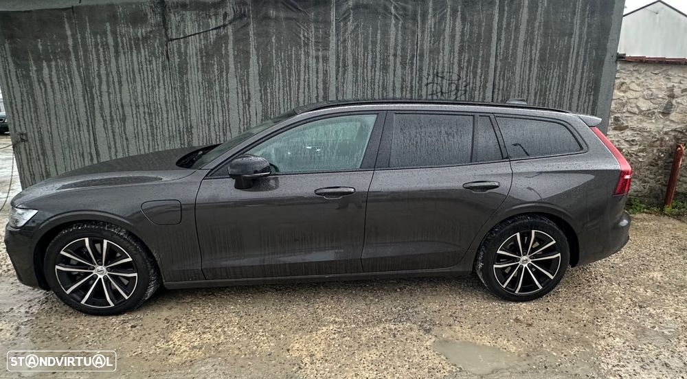 Volvo V60 2.0 T8 AWD TE Plus Dark - 2