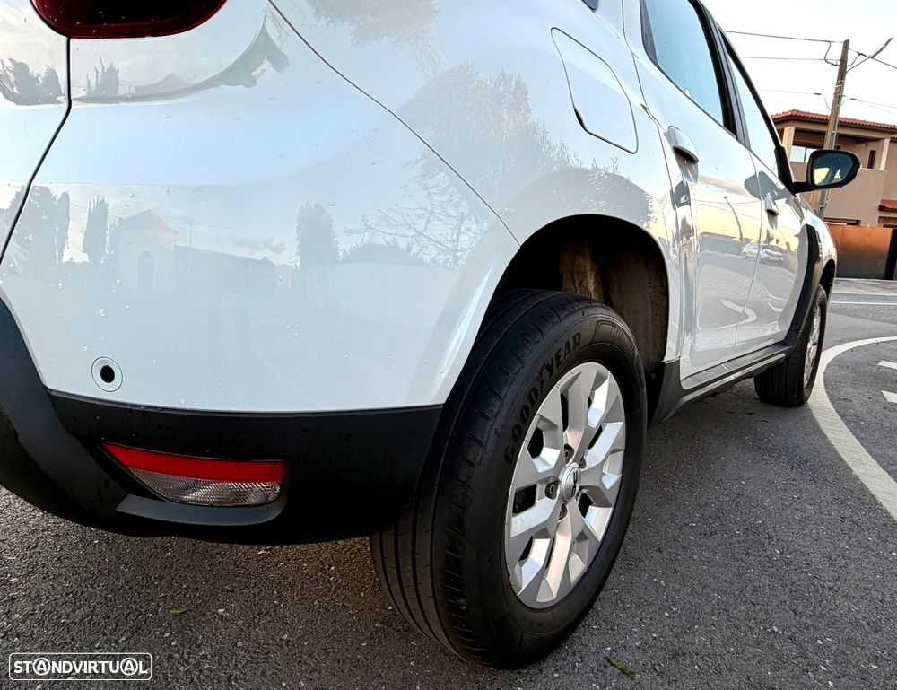 Dacia Duster 1.0 TCe ECO-G Expression Bi-Fuel - 36