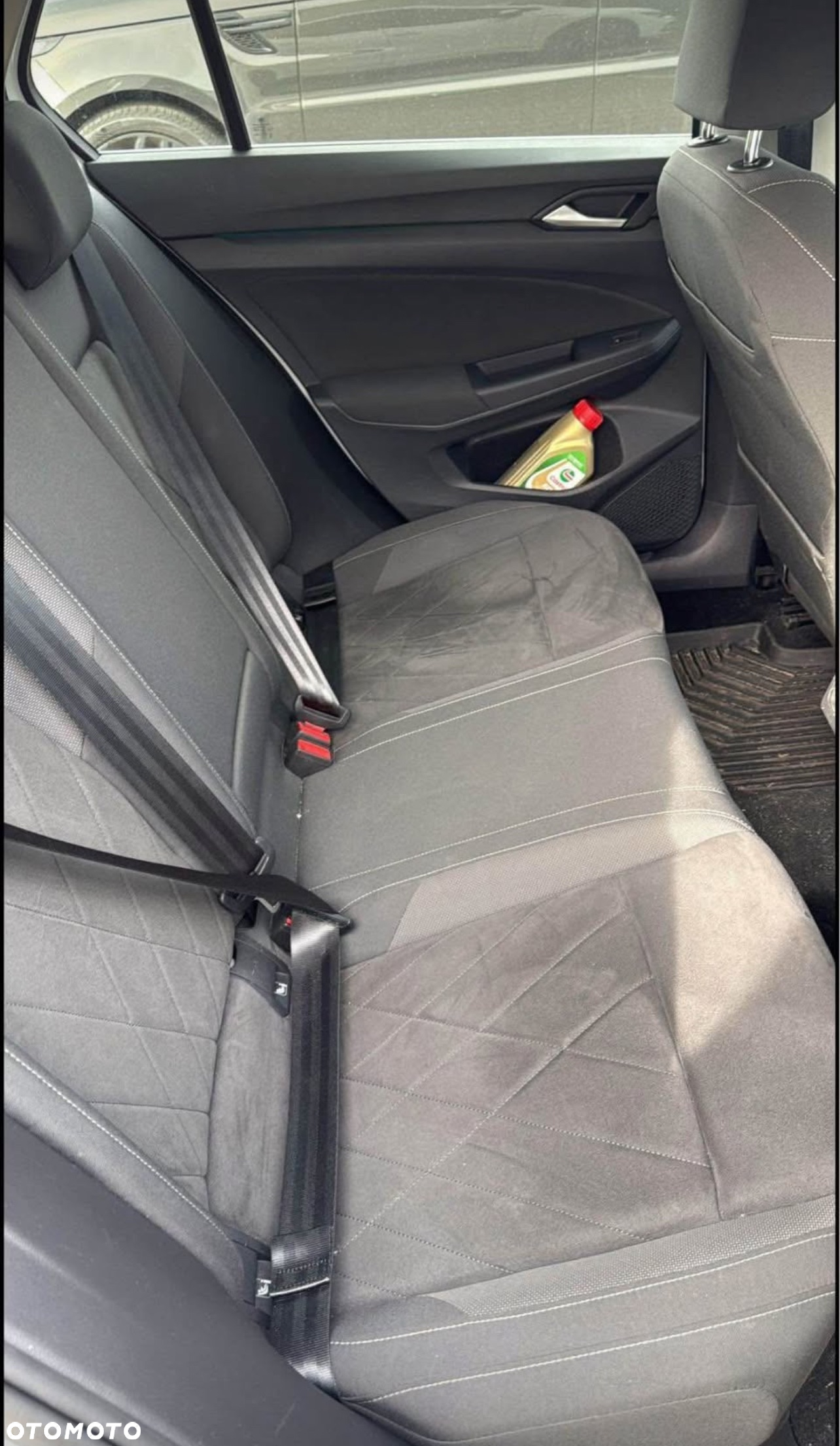 Volkswagen Golf - 8