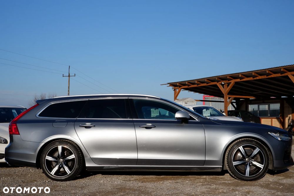 Volvo V90 T5 R-Design - 30