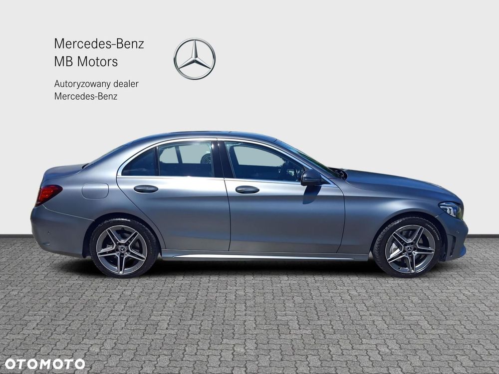 Mercedes-Benz Klasa C 300 9G-TRONIC - 6