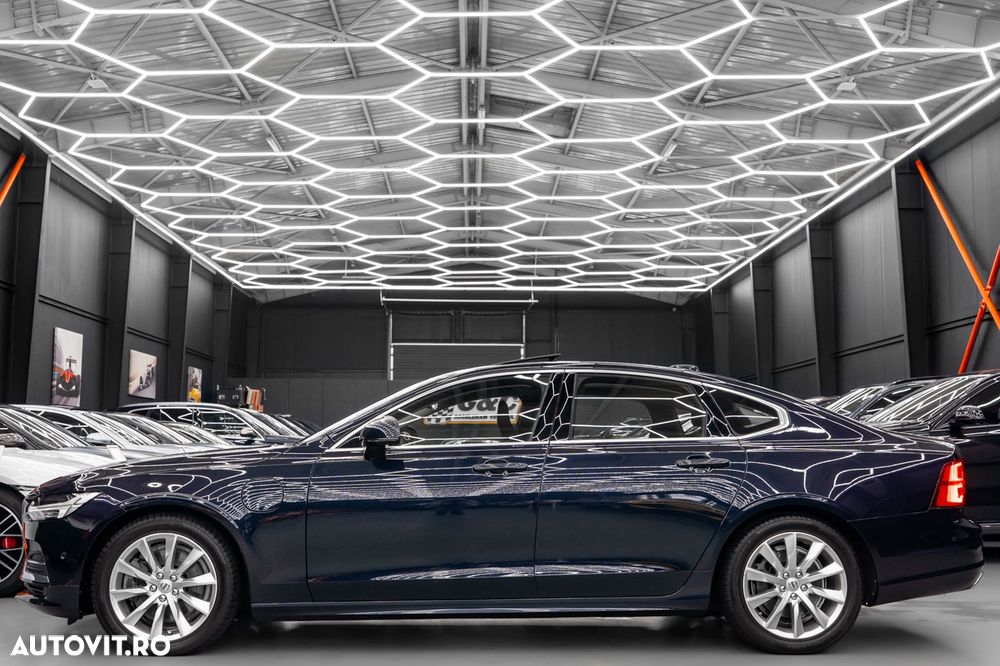 Volvo S90 T8 Twin Engine AWD Geartronic Momentum - 28