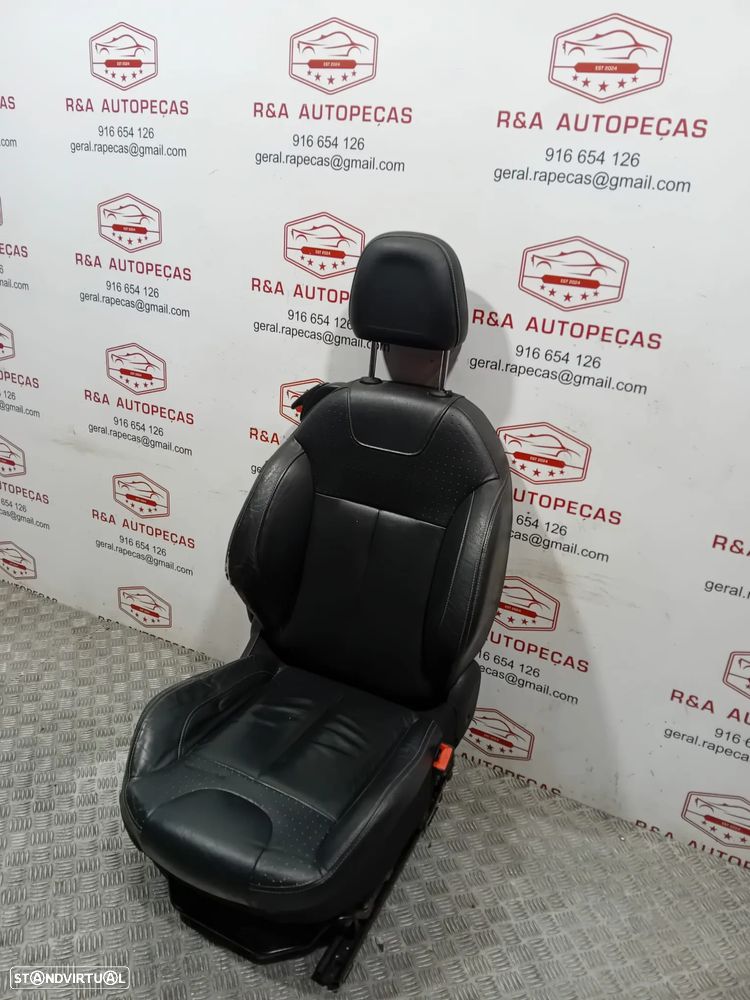 Conjuntos de Bancos Citroen DS3 em Pele Original - 16