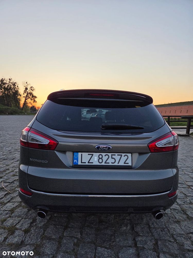 Ford Mondeo 2.0 EcoBoost Titanium - 6