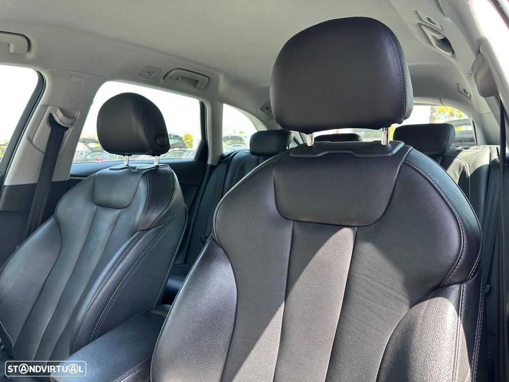 Audi A4 Avant 2.0 TDI S-line - 25