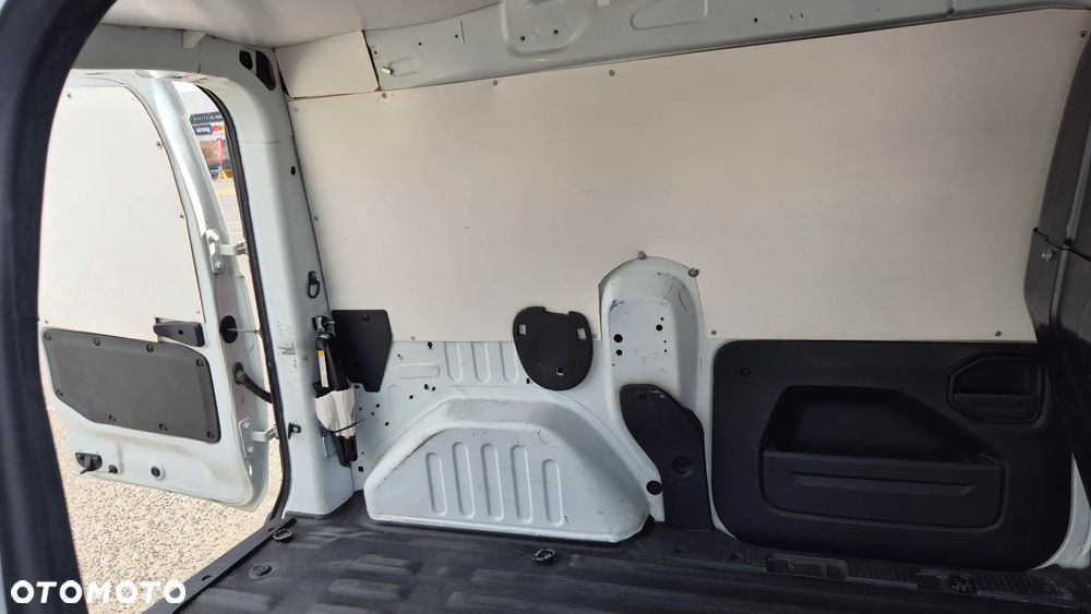 Renault EXPRESS - 10