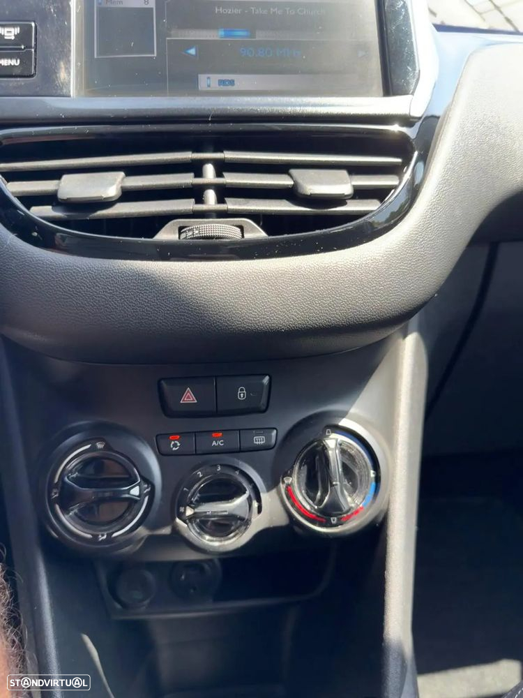 Peugeot 208 1.2 VTi Active - 18