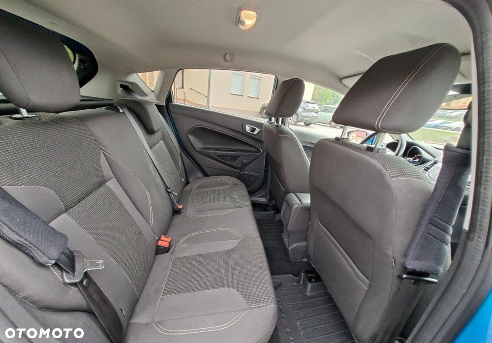 Ford Fiesta - 16