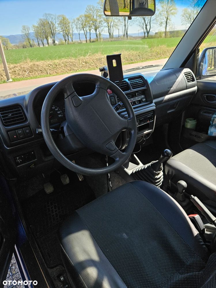 Suzuki Jimny - 24
