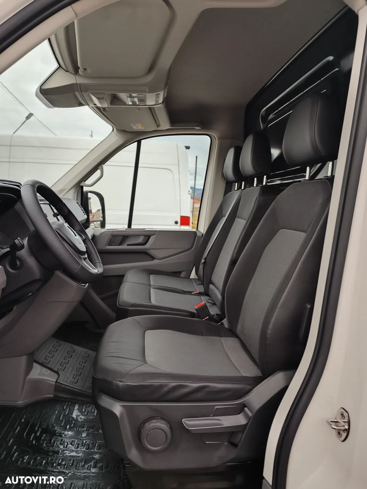 Volkswagen Crafter - 12