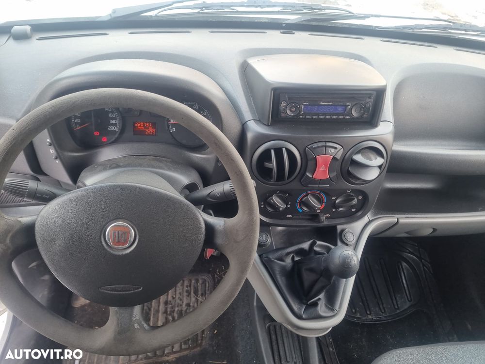 Fiat Doblo Cargo Maxi - 11