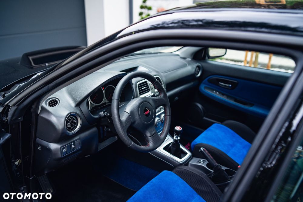 Subaru Impreza 2.5 WRX STI - 24