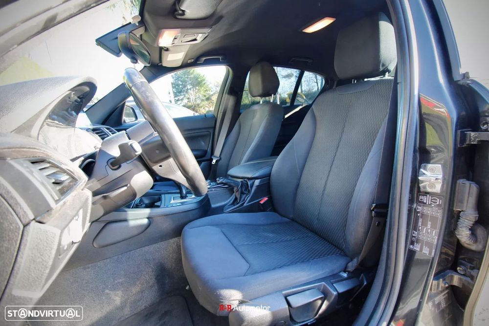 BMW 118 dA Line Sport - 11