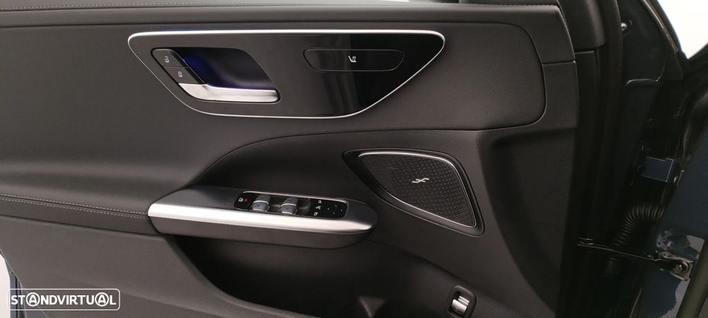 Mercedes-Benz C 300 de AMG Line - 25