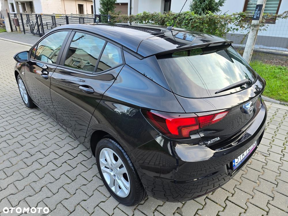 Opel Astra 1.4 Turbo Edition - 10