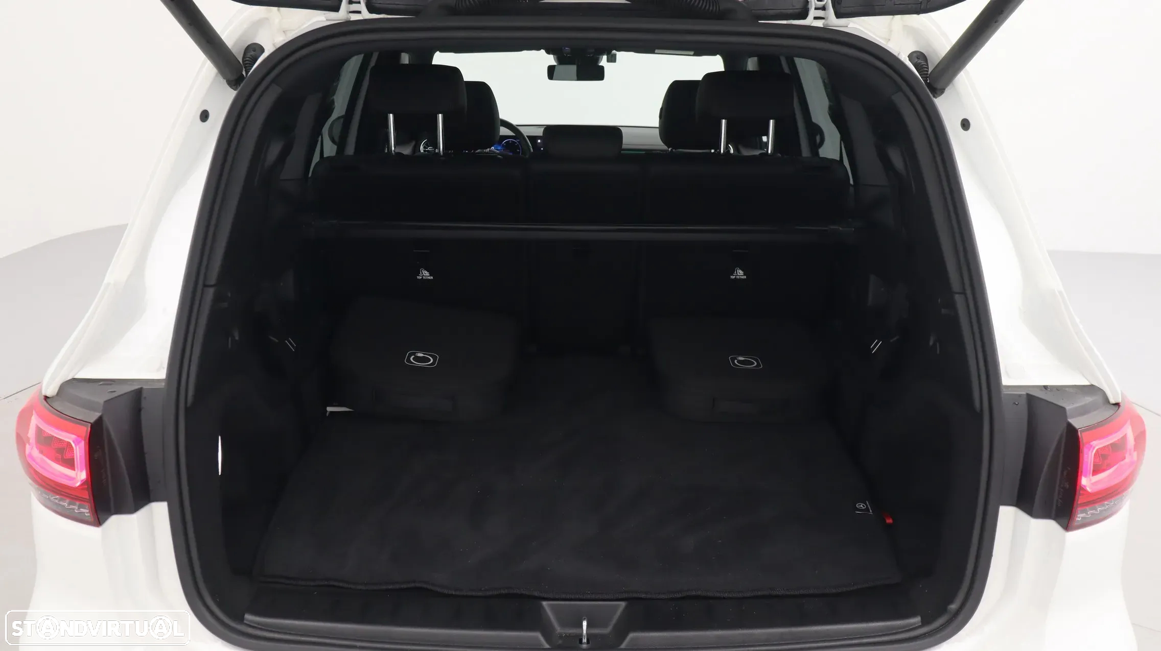 Mercedes-Benz EQB 350 4Matic AMG Line - 29