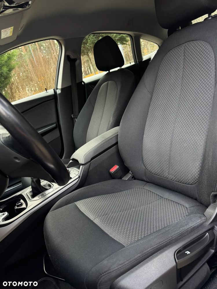 BMW Seria 2 218i - 18