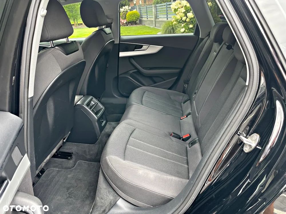 Audi A4 Avant 1.4 TFSI Design - 24