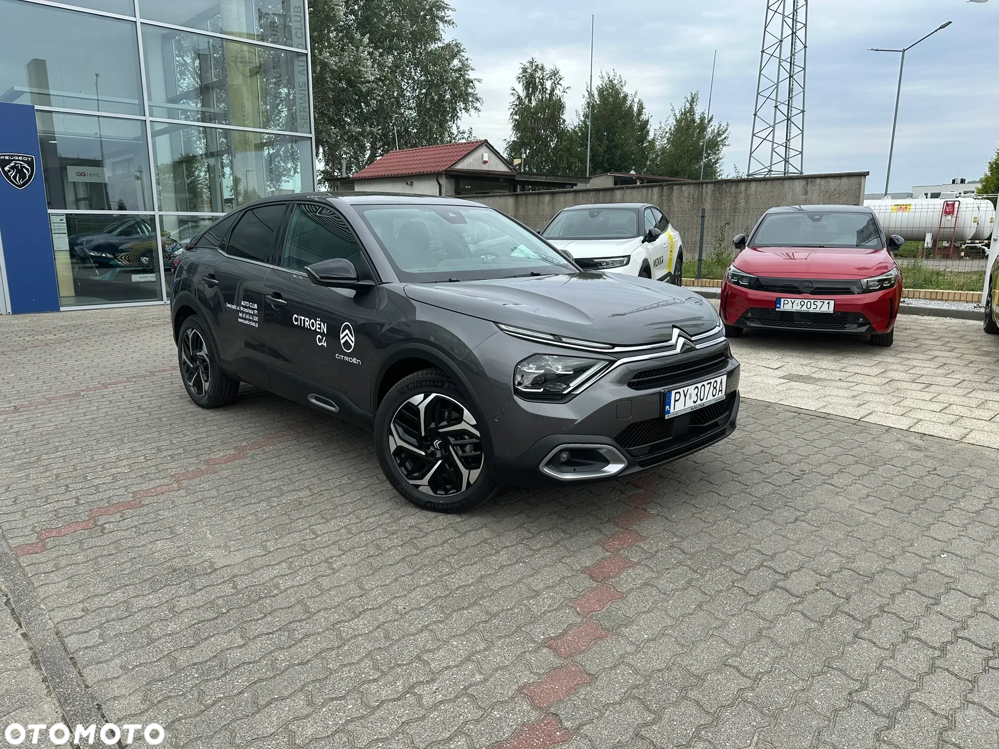Citroën C4 1.2 PureTech Max S&S - 4