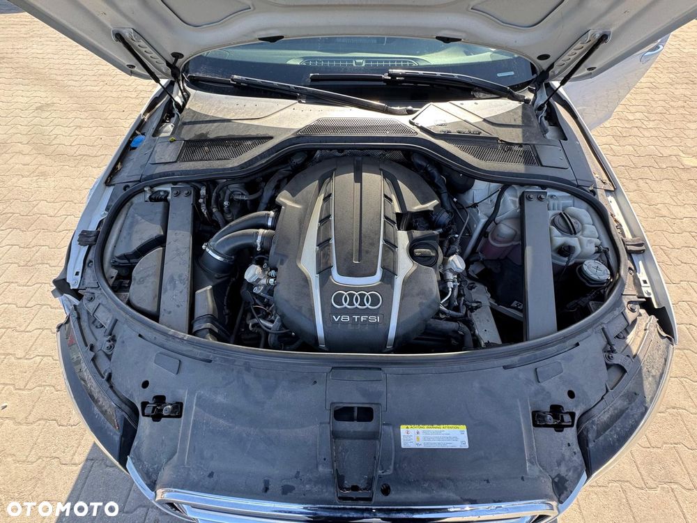 Audi A8 - 10